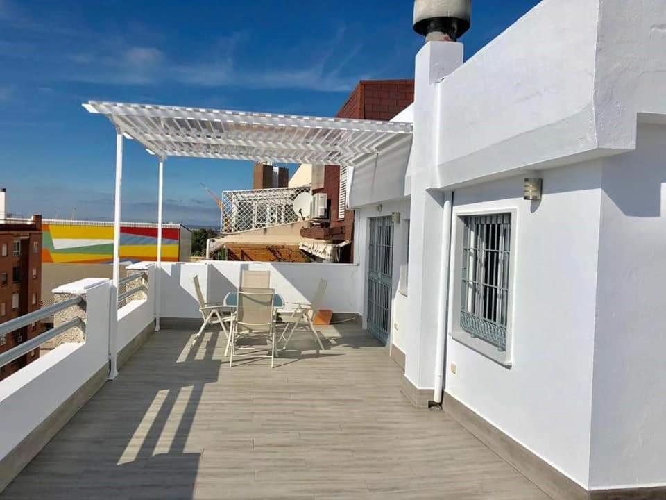 Luxury Attics Avenida Italia Parking Incluido Apartment Huelva Bagian luar foto