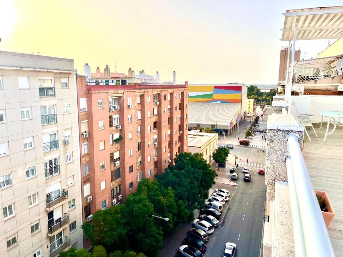 Luxury Attics Avenida Italia Parking Incluido Apartment Huelva Bagian luar foto